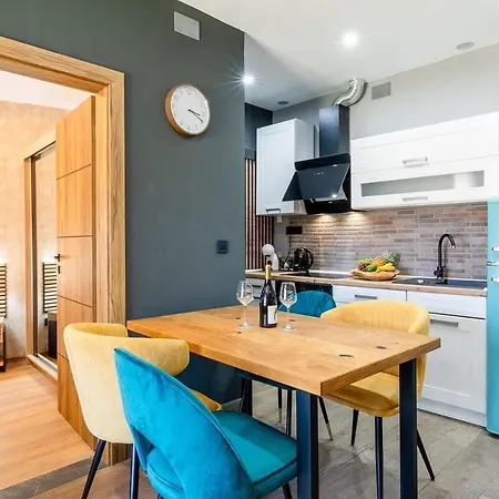 Lux 65, In The Center Of The Town Apartment
