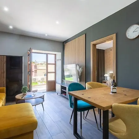 Apartment Lux 65, In The Center Of The Town Kovacic